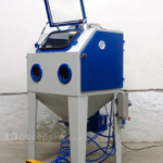 supplementary equipment for a sandblasting machine